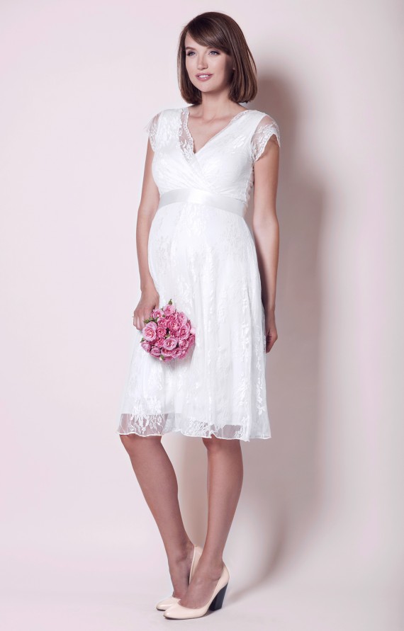 vestuvine suknele nestukei